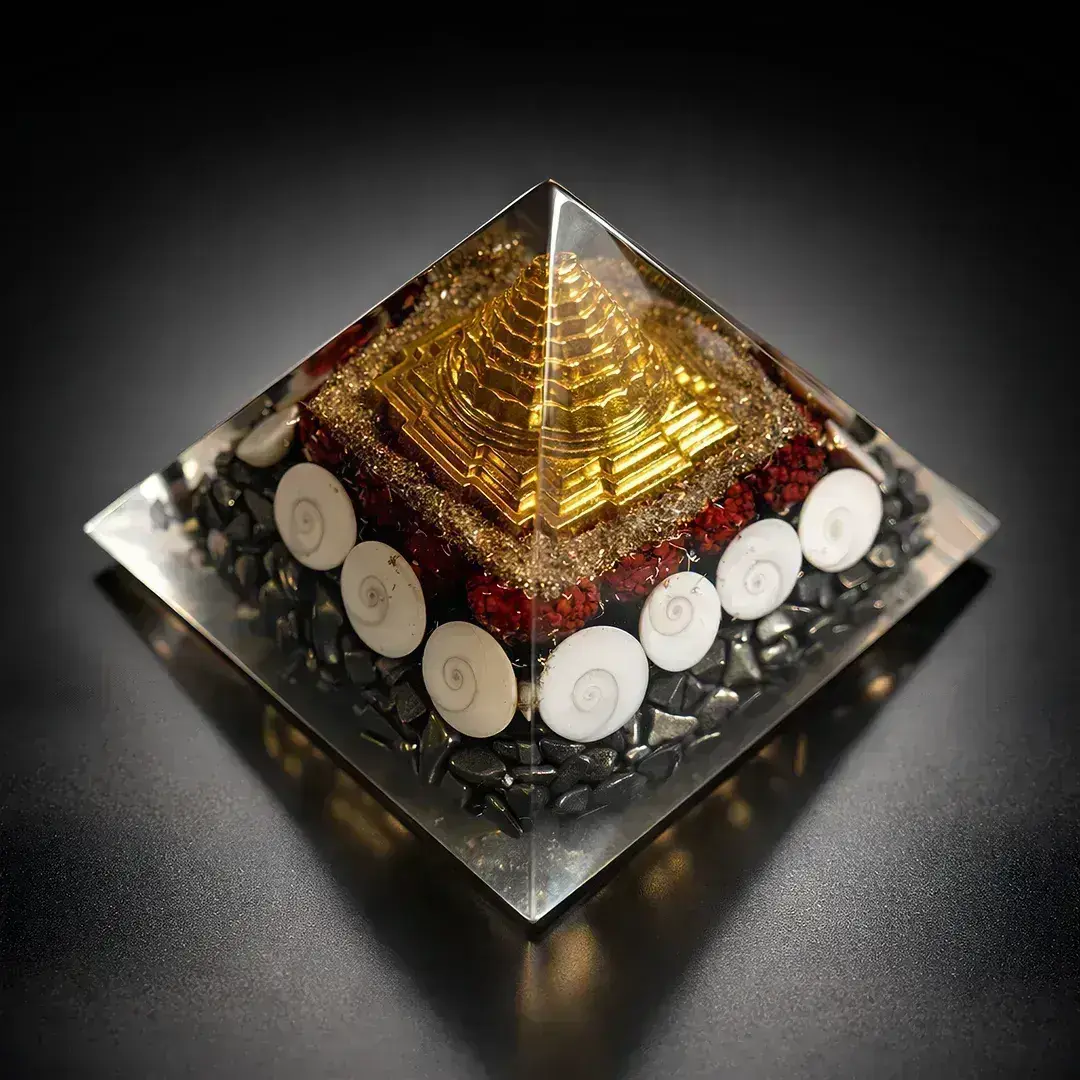 Shree Yantra Pyramid
